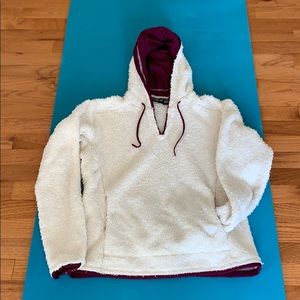 Mountain Hardware hoodie